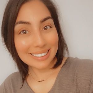 Meet your Posher, Vanessa